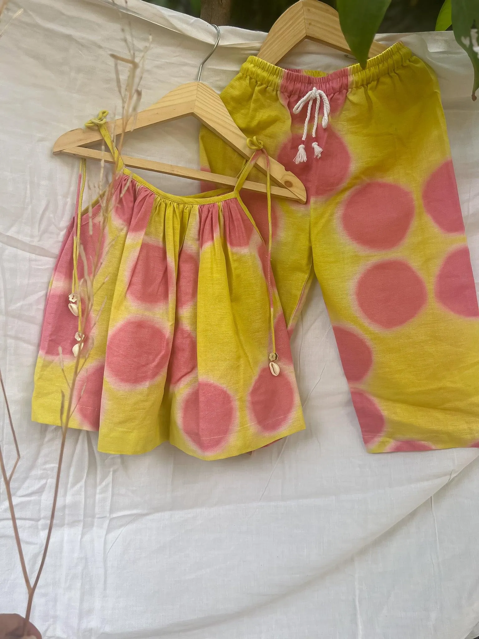 YELLOW CLAMP TIE DYE CO-ORD SET - SET OF 2